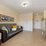 Апартаменты Becas House *